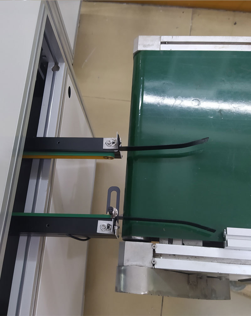 彩盒生產線對接CCD品檢機